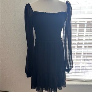 Aritzia Wilfred Black Long Sleeve Off Shoulder Dress and Square Neck Size Medium